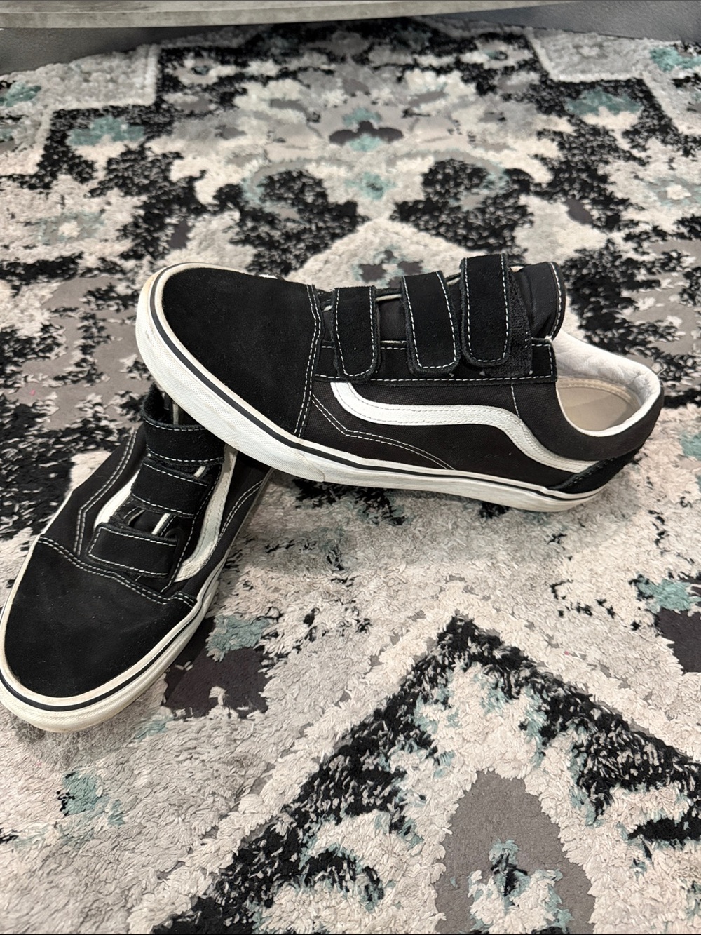 Vans Black & White Low-Top Velcro Skate Shoes